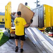 Best Commercial Junk Removal  in Steger, IL